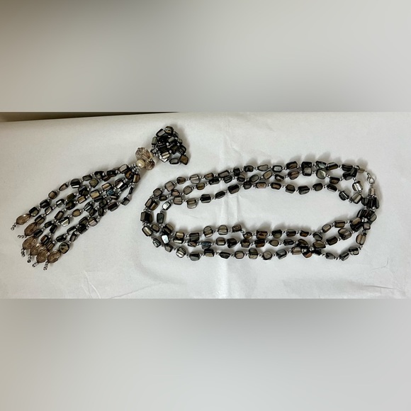 Abalone shell necklace, 3 strand alone or with tassel pendant- jewelry - Picture 15 of 16